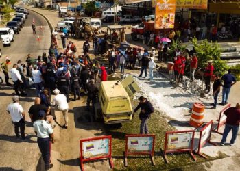 Vicepresidencia de Obras Públicas y Gobernación del Zulia inician rehabilitación integral del corredor vial Los Haticos