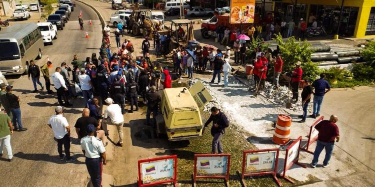 Vicepresidencia de Obras Públicas y Gobernación del Zulia inician rehabilitación integral del corredor vial Los Haticos