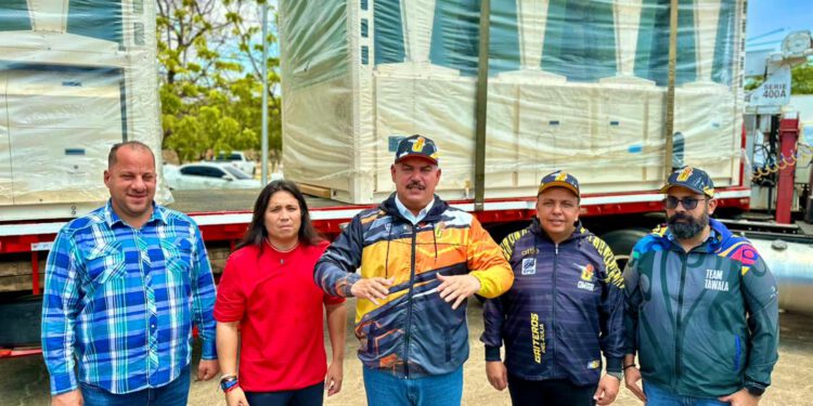 Gobernador Caldera entrega equipos para la climatización total en el gimnasio cubierto ‘Pedro Elías Belisario Aponte’ 1 Gobernador Caldera entrega equipos para la climatización total en el gimnasio cubierto ‘Pedro Elías Belisario Aponte’