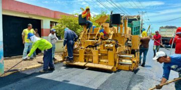 Plan Estadal de Asfaltado llega a El Soler, en San Francisco, con la colocación de 5.500 toneladas de asfalto