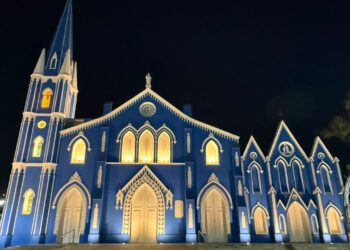 Gobernación del Zulia realza belleza de la iglesia Santa Bárbara y la plaza Paseo Ciencias