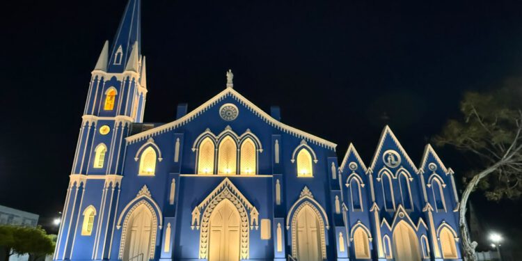 Gobernación del Zulia realza belleza de la iglesia Santa Bárbara y la plaza Paseo Ciencias