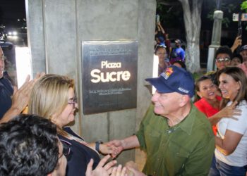 Entregada totalmente rehabilitada para el disfrute de los marabinos la plaza Sucre