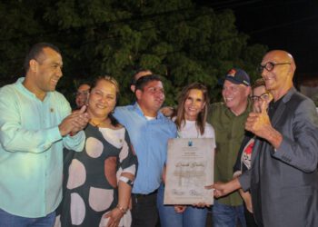 ¡Cultura marabina de fiesta! Concejo Municipal condecora a poetas, músicos y escritores