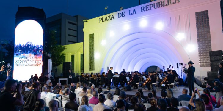 Maracaibo cerró semana aniversaria con concierto sinfónico y la entrega de las ordenes San Sebastián y 8 de Septiembre 1 Maracaibo cerró semana aniversaria con concierto sinfónico y la entrega de las ordenes San Sebastián y 8 de Septiembre