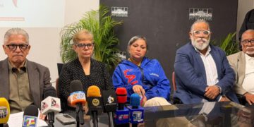 Zulia conmemora los 200 del Congreso Anfictiónico de Panamá con la participación de 28 ponentes nacionales y regionales 13 Zulia conmemora los 200 del Congreso Anfictiónico de Panamá con la participación de 28 ponentes nacionales y regionales