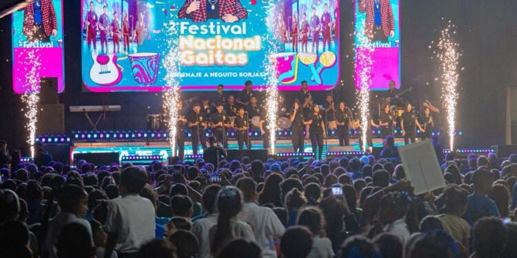 Fundación Gaiteros de Corazón entrega instrumentos a 20 agrupaciones ganadores del Festival