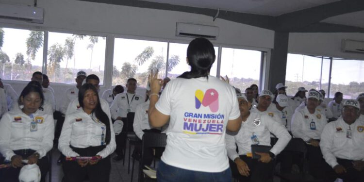Secretaría de la Mujer del Zulia capacita a cuerpos de seguridad para garantizar atención especializada a víctimas de violencia