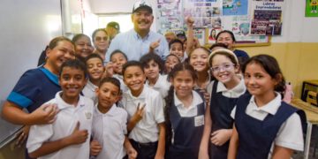 Gobernador inspecciona trabajos de rehabilitación de la Escuela Básica Estadal Marco en la parroquia Raúl Leoni 11 Gobernador inspecciona trabajos de rehabilitación de la Escuela Básica Estadal Marco en la parroquia Raúl Leoni