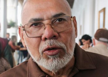 Diputado a la AN Arnoldo Olivares: "La protesta violenta son ilegales y carecen de justificación" 3 Diputado a la AN Arnoldo Olivares: «La protesta violenta son ilegales y carecen de justificación»