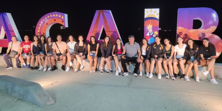 Delegación peruana de voleibol U-19 disfrutó de la Vereda del Lago