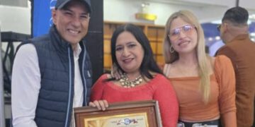 Expo Petróleo Turismo y Gas culminó con éxito con la entrega del Premio Chaima de Oro
