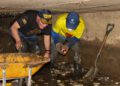 Los «topos» de la Alcaldía de Maracaibo son insustituibles para limpiar cañadas obstruidas