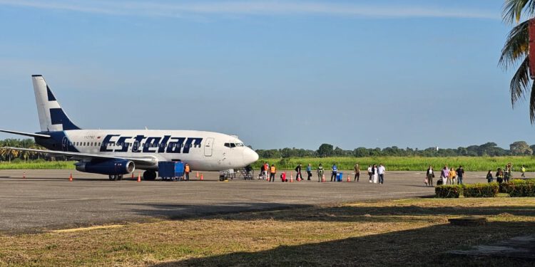 Maracaibo y Santa Bárbara vuelven a conectarse por vía aérea para impulsar la economía zuliana