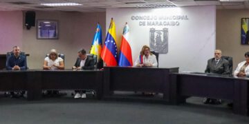 CONCEJO MUNICIPAL DE MARACAIBO HOMENAJEÓ A INGENIEROS EN SU DÍA EN SESIÓN SOLEMNE